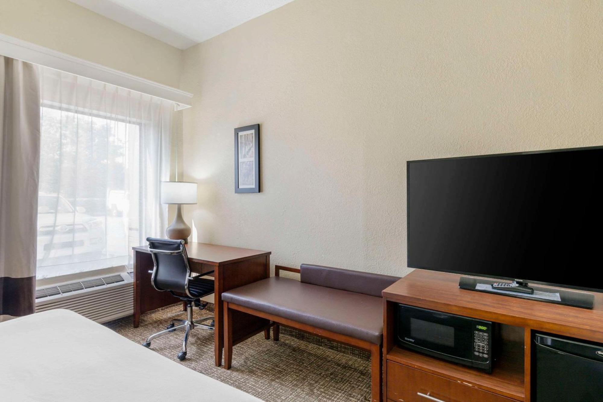 Comfort Inn & Suites La Grange Eksteriør billede